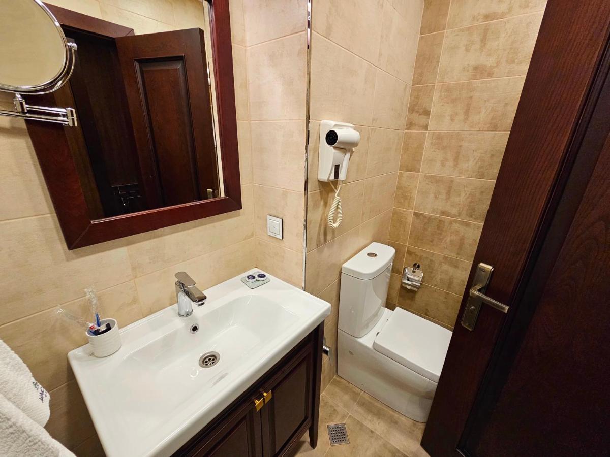 Macara Sheki City Hotel Kültér fotó